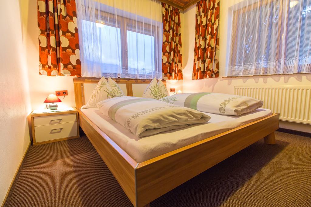 Pension Schweizerhof Waidring Pokoj fotografie