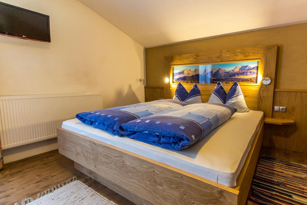 Pension Schweizerhof Waidring Pokoj fotografie